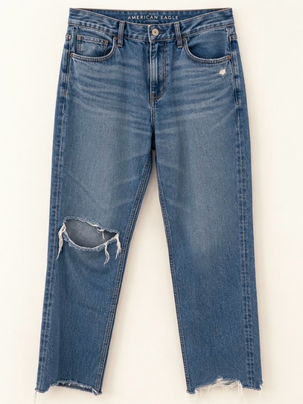 American Eagle Outfitters Men's Mid-Blue Straight Jeans with Knee Rip